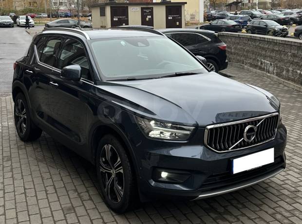 Volvo XC40 I