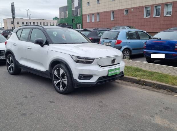 Volvo XC40 I