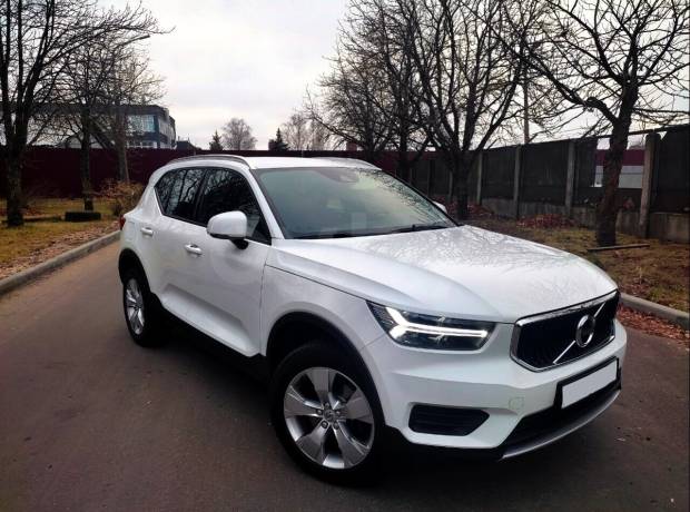 Volvo XC40 I