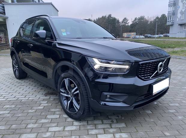 Volvo XC40 I