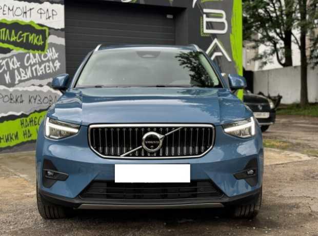 Volvo XC40 I  Рестайлинг, 2023, пробег 15000 км