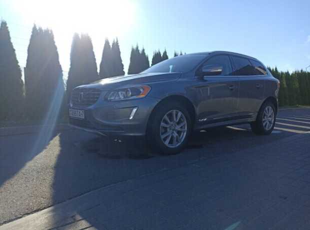 Volvo XC60 I Рестайлинг, 2017, пробег 83500 км Volvo XC60 I Рестайлинг, 2017, пробег 83500 км