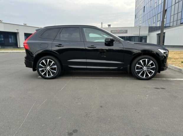 Volvo XC60 II  Рестайлинг, 2021, пробег 60000 км