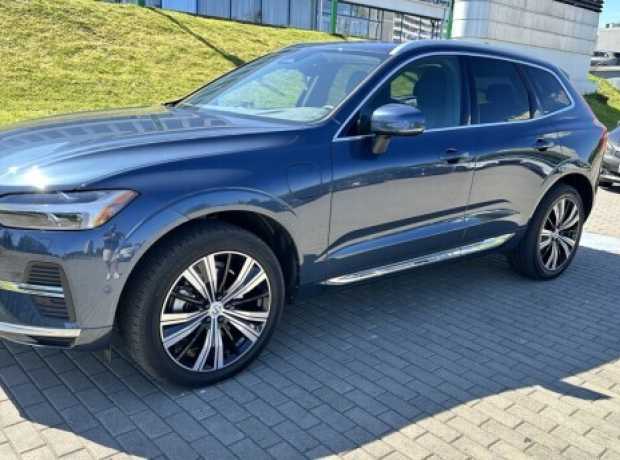 Volvo XC60 II  Рестайлинг, 2023, пробег 14000 км