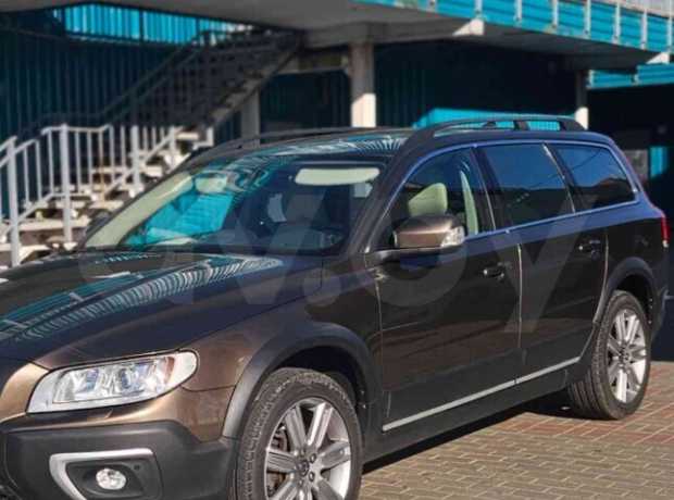 Volvo XC70 III Рестайлинг