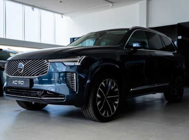 Volvo XC90 II  2-й рестайлинг, 2024, пробег 30 км