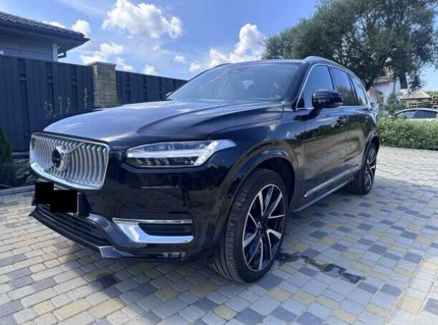 Volvo XC90 II Рестайлинг, 2023, пробег 24000 км Volvo XC90 II Рестайлинг, 2023, пробег 24000 км
