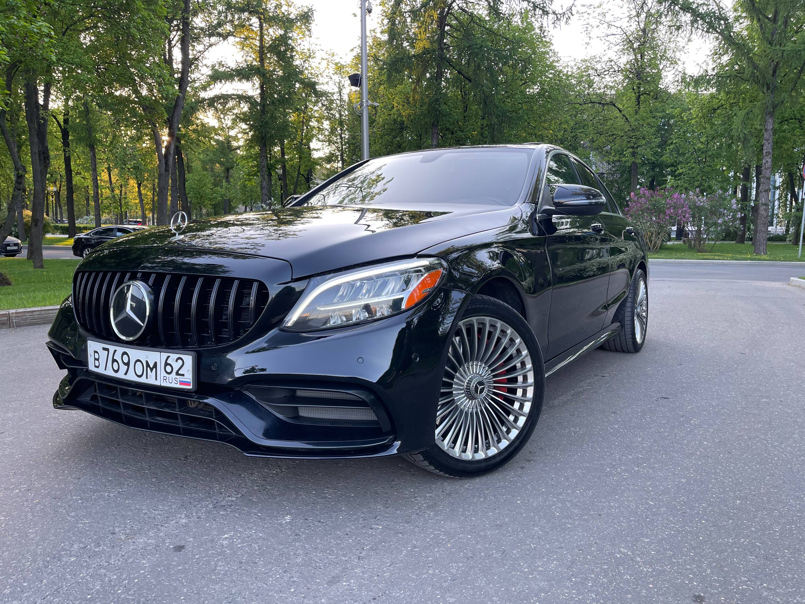 Mercedes-Benz C 300 4MATIC 2020 года